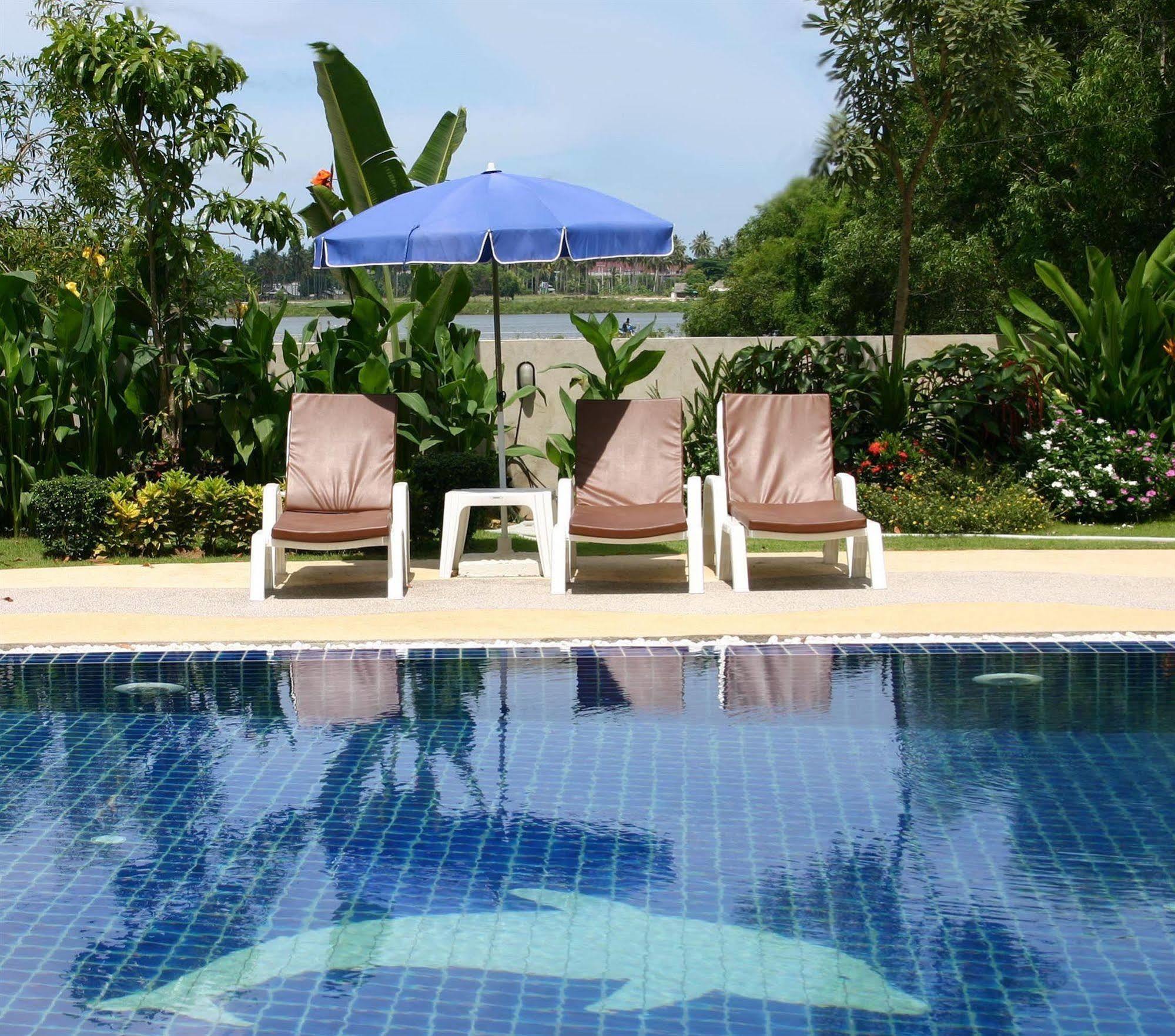 Chaweng Lakeview Condotel Koh Samui Exterior photo